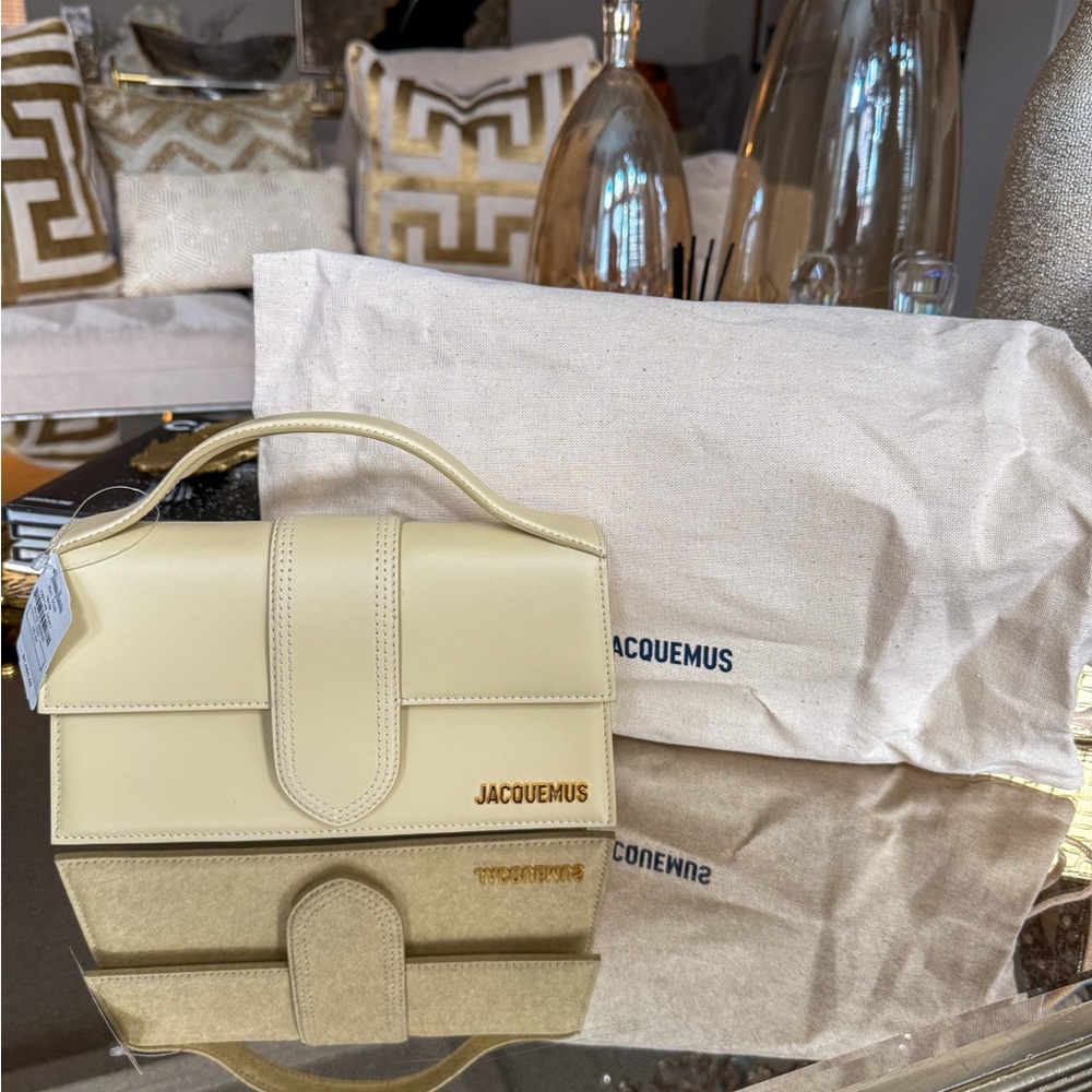 Jacquemus Le Grand Bambino Ivory Bag with Crossbody Strap - Picture 3 of 15